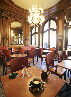 Parisien cafe culture