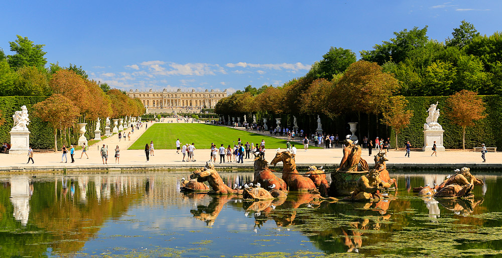 Versailles Chateau gardens