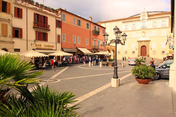 Castelgandolfo piazza