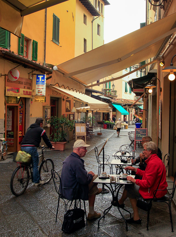 Tuscan street cafes