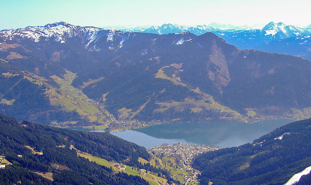Zell am See - town & lake view