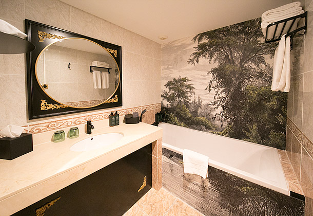 Chateau Jeanne (Montvillargene) Hotel - Chantilly