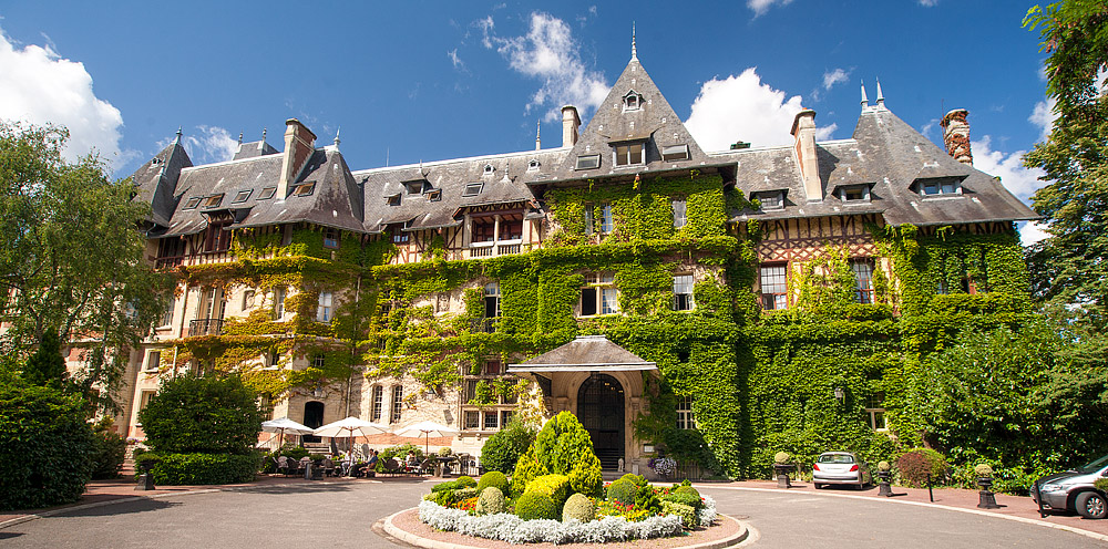 Chateau Jeanne Hotel**** - Chantilly