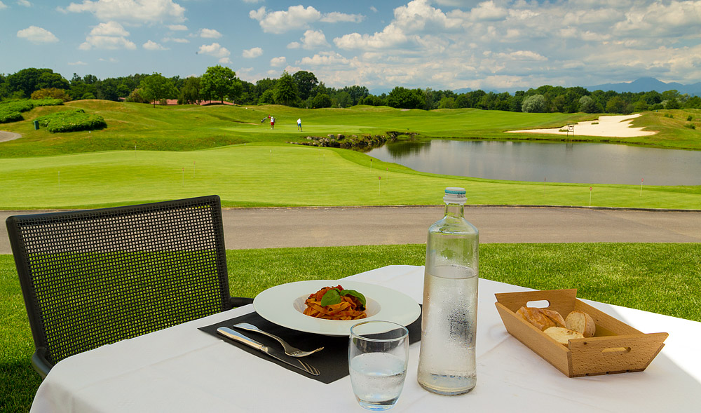 Lunch at Bogogno Golf Club.